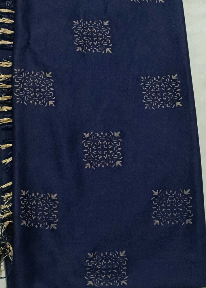 Elegant Navy Blue Dupatta with Block Print