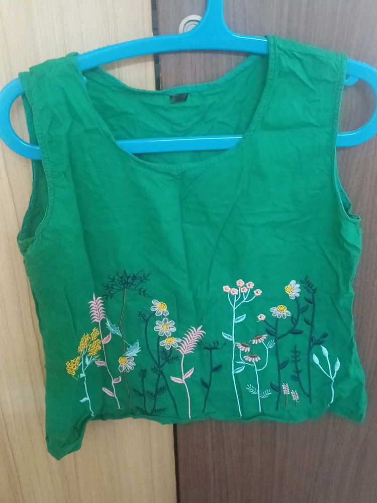 Floral Green Sleeveless Top