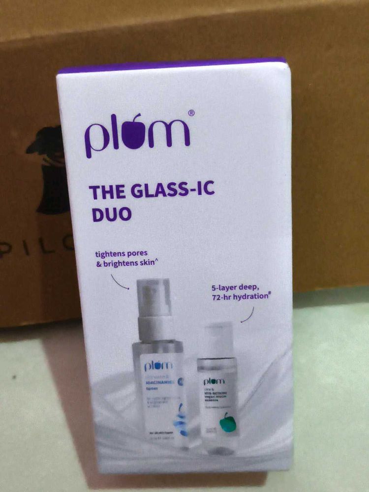 Plum The Glass-ic Duo Skincare Set
