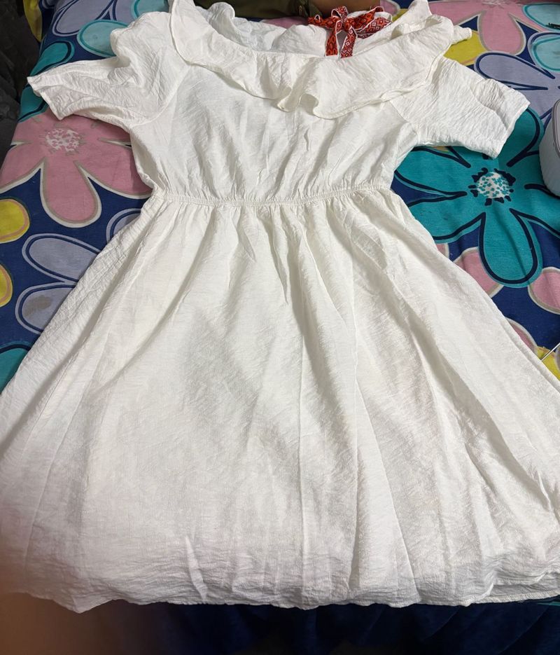 Chic White Off-Shoulder Dress