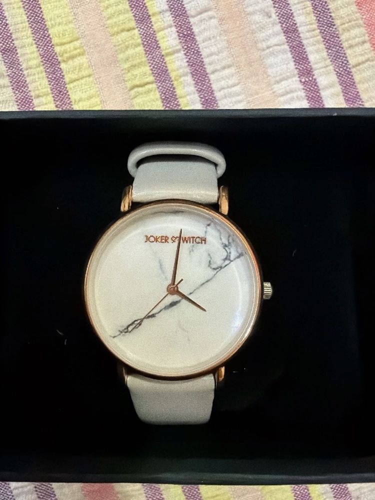 JOKER &amp; WITCH Marble dial watch
