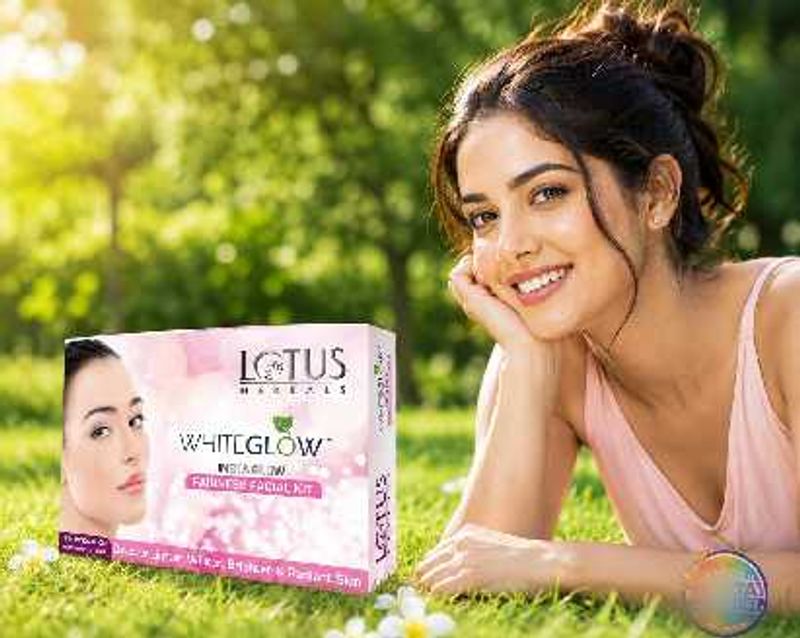 Lotus Herbals White Glow  Facia kit 4 in 1