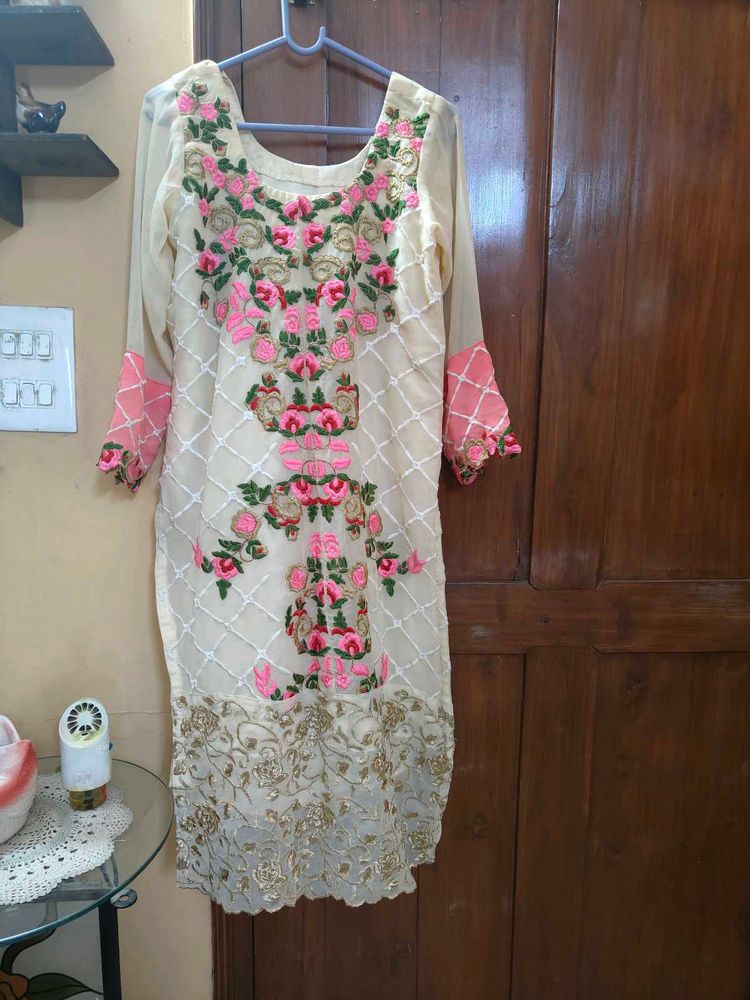Embroidered Cream Kurta