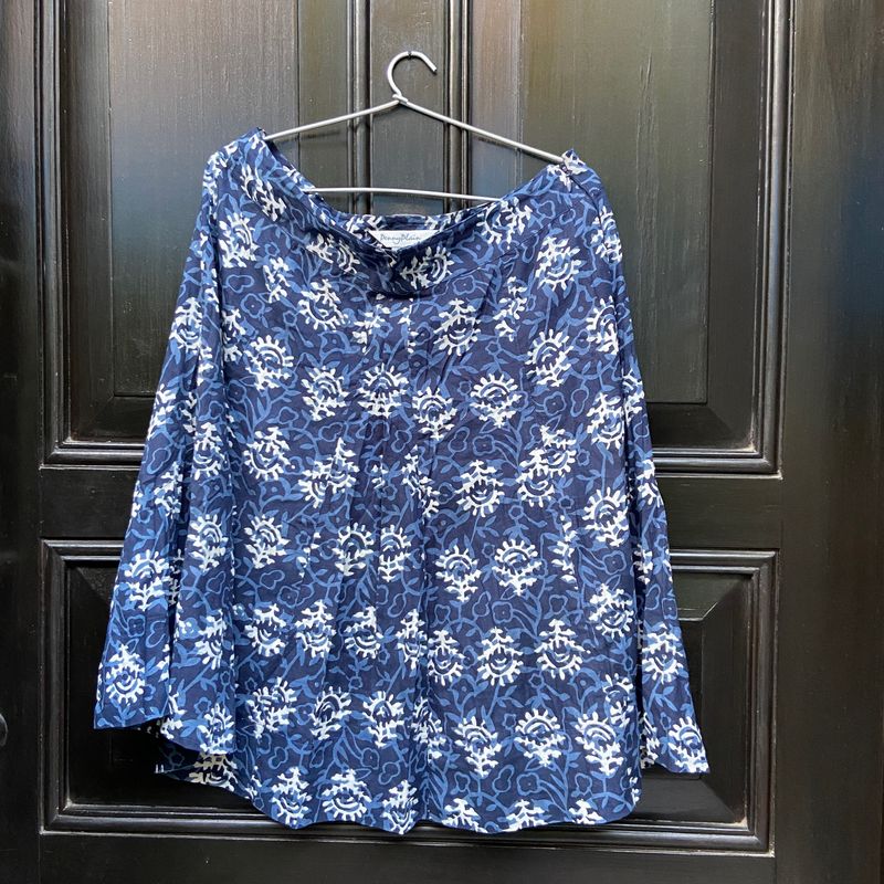 Indigo printed midi skirt
