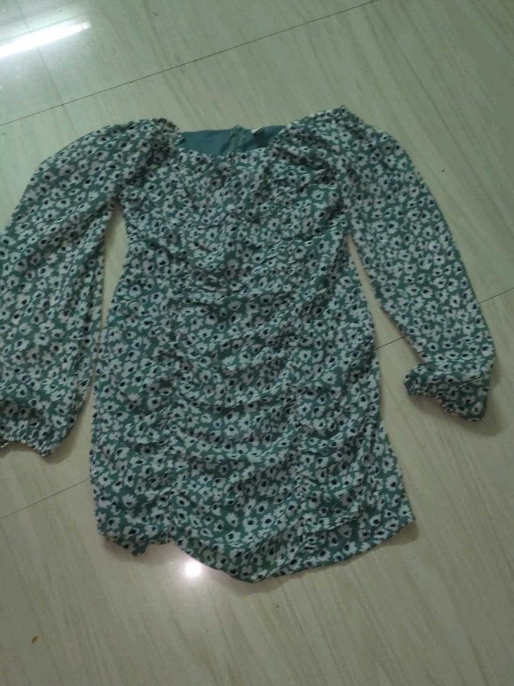 Chic Floral Print Ruched Mini Dress