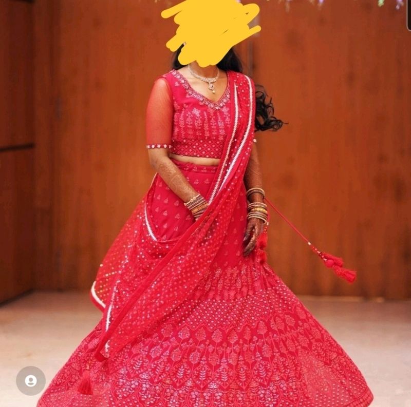 Taruni Lehanga