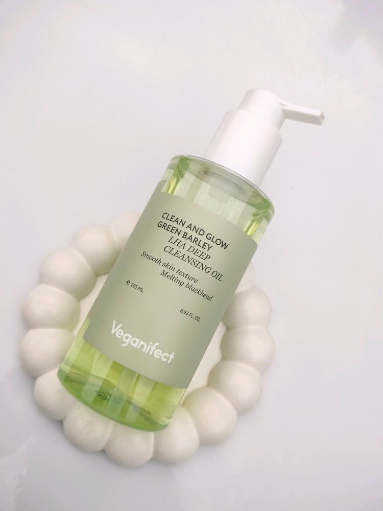 Vegnifect Clean &amp; Glow Bean &amp; Barley Cleansing Oil