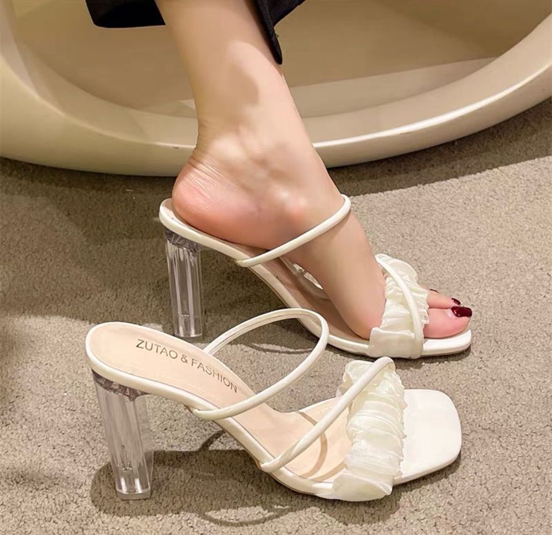 Elegant Ruched Strap Flat Sandals