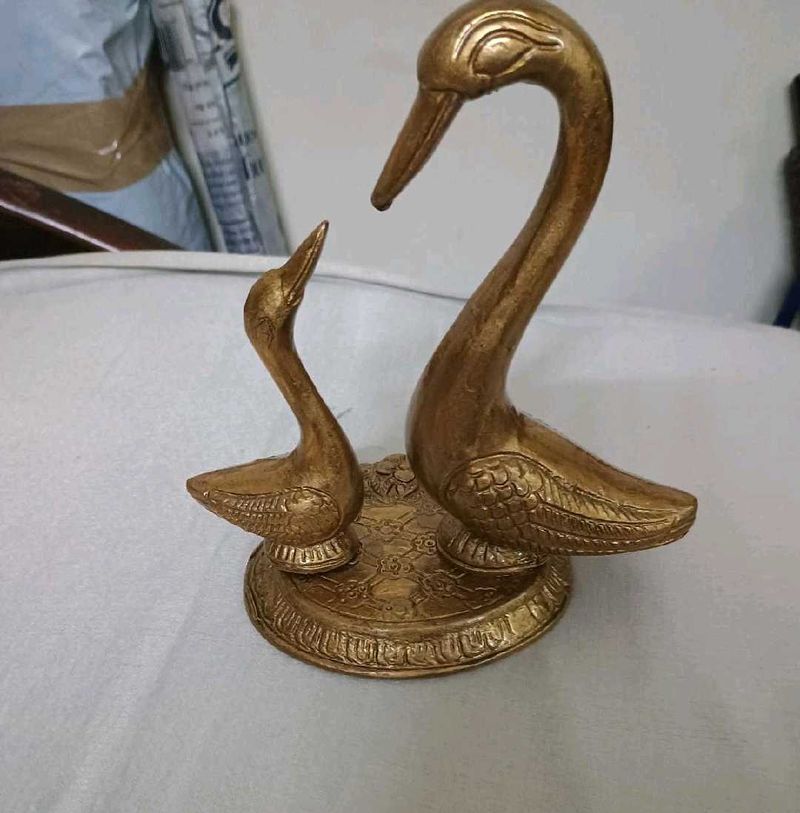 Decorative Brass Swan Showpiece