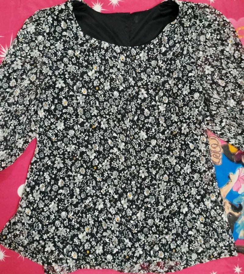 Chic Floral Print Blouse
