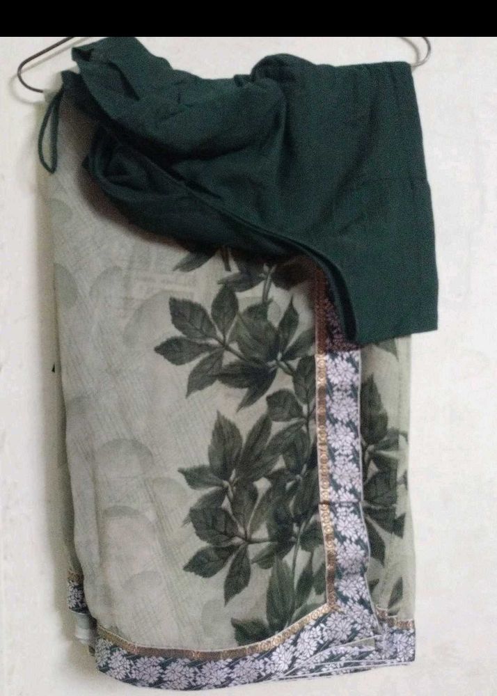 Elegant Saree with Leaf Print and Blouse