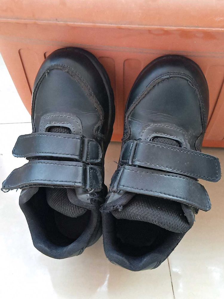 School Shoes Size 12