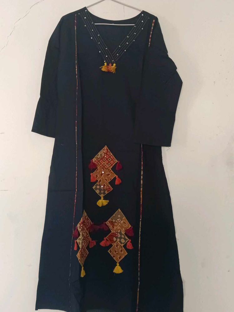 Stylish Navy blue Embroidered Kurta