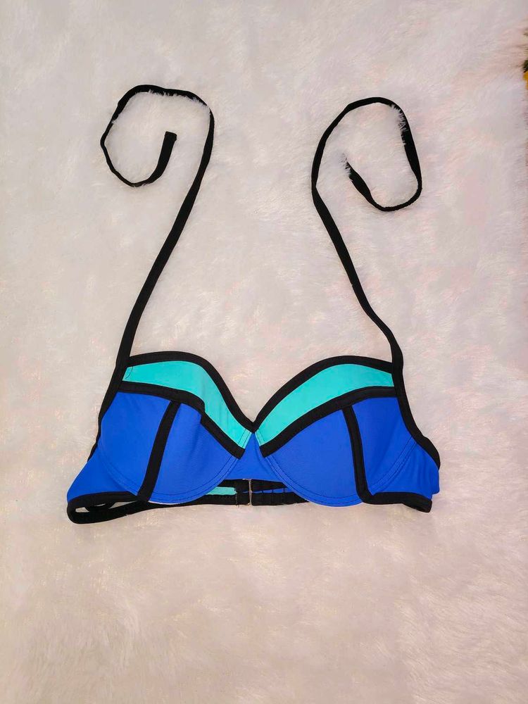 beache blue 💙 bikini top