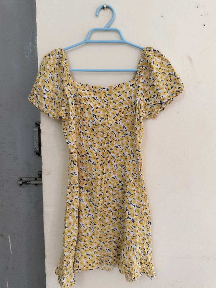 Floral Print Puff Sleeve Dress