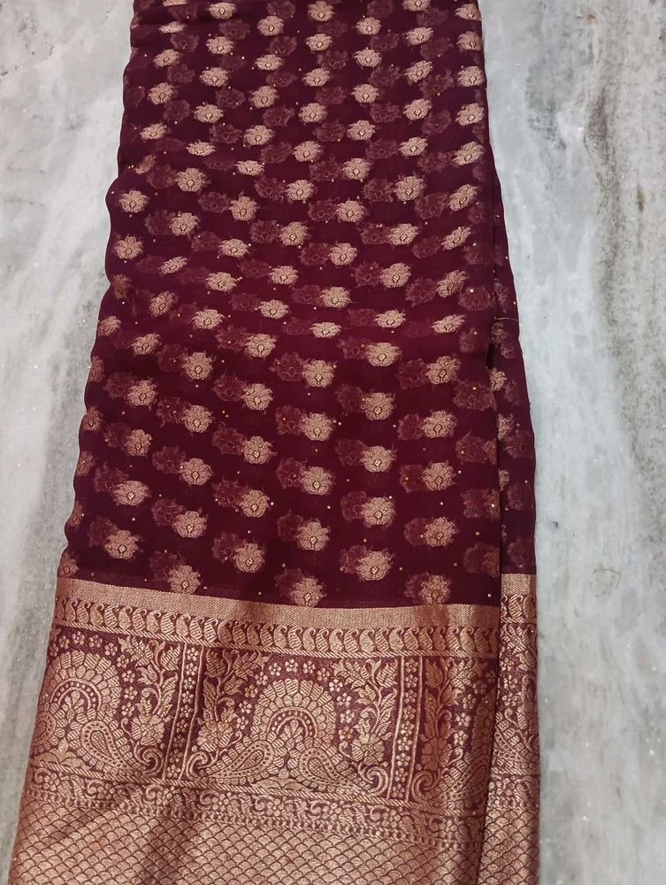 Elegant Maroon Saree with Gold Border