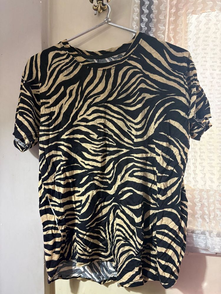 Stylish Zebra Print T-Shirt