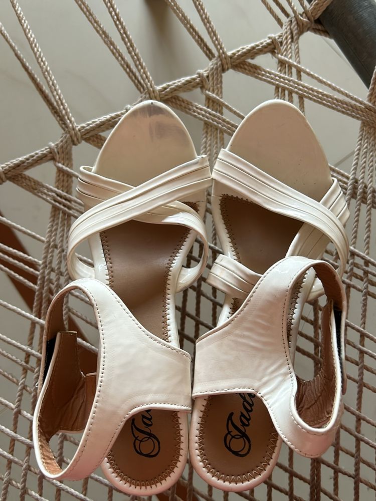 CRAFT Women's &amp; Girls' Fashion Sandal