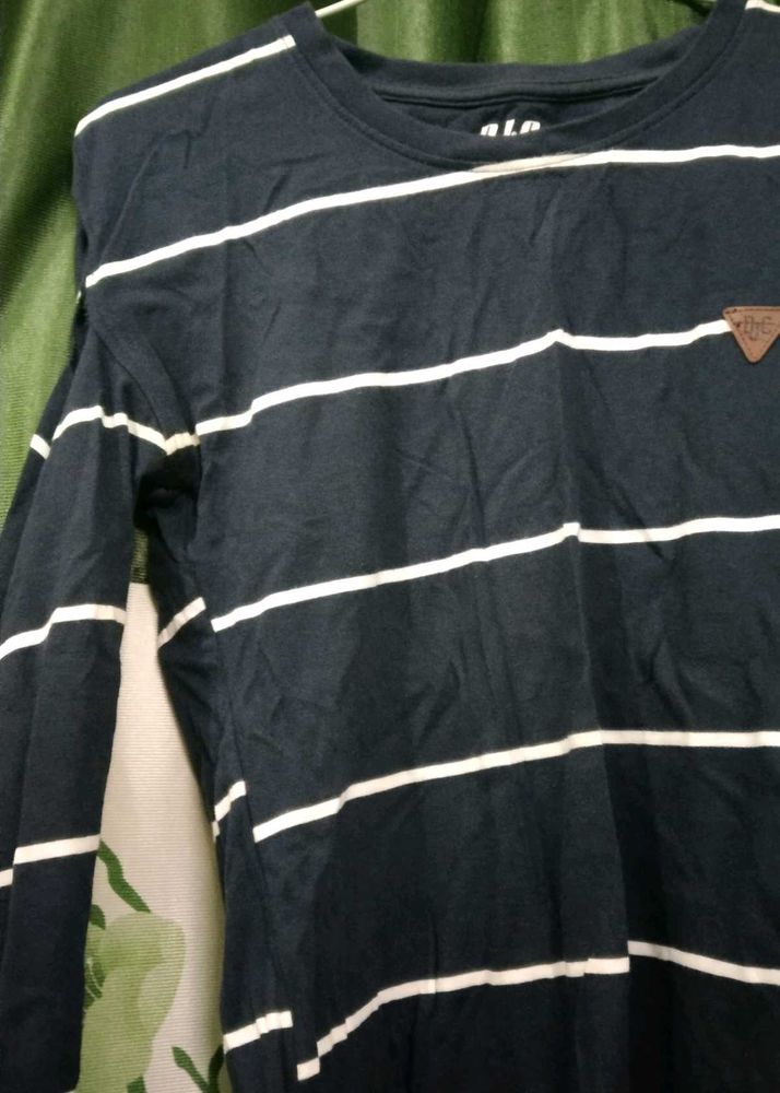 Striped Long  cold shoulder Sleeve T-Shirt