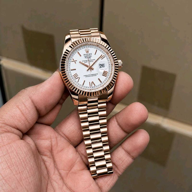 Rolex Rose Gold Watch most luxurious