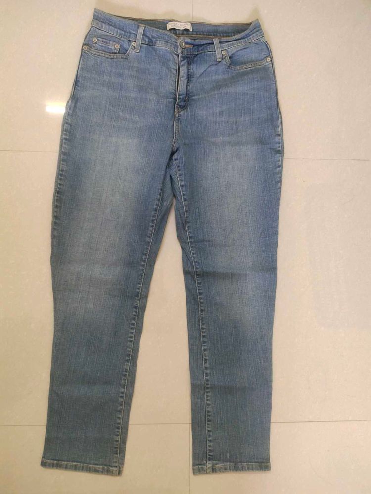 Imported Levis Jeans Stretchable