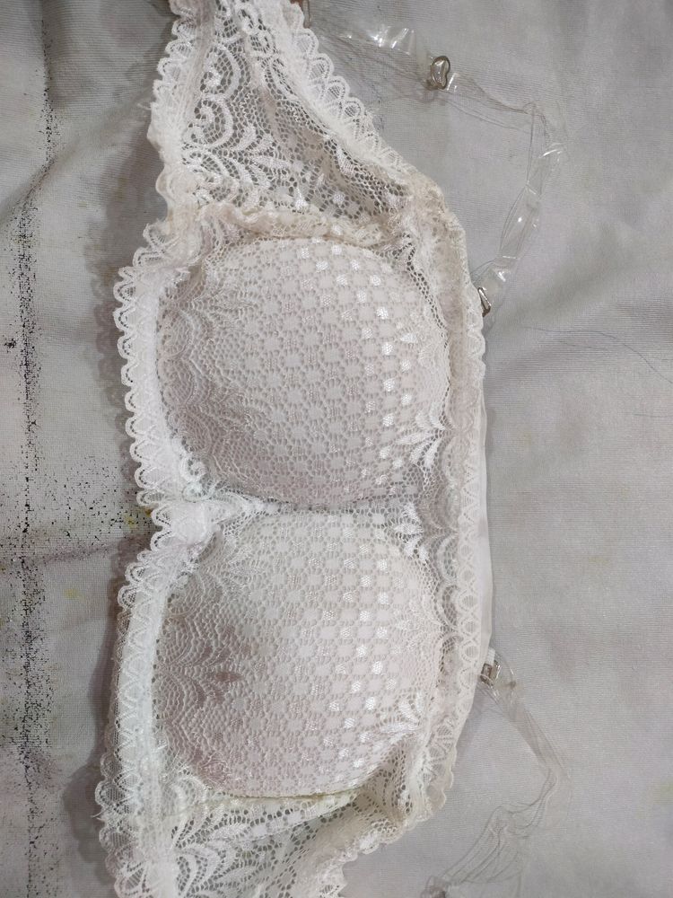 Strapless Bra (With Attached Straps)