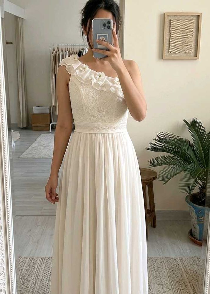 Elegant One-Shoulder Lace Dress