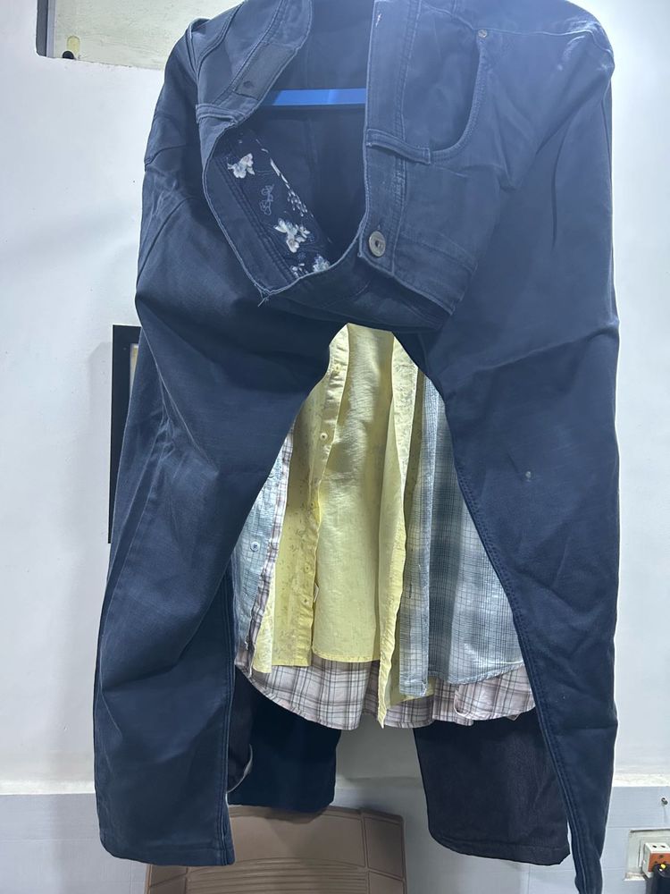 Stylish Dark Wash Jeans