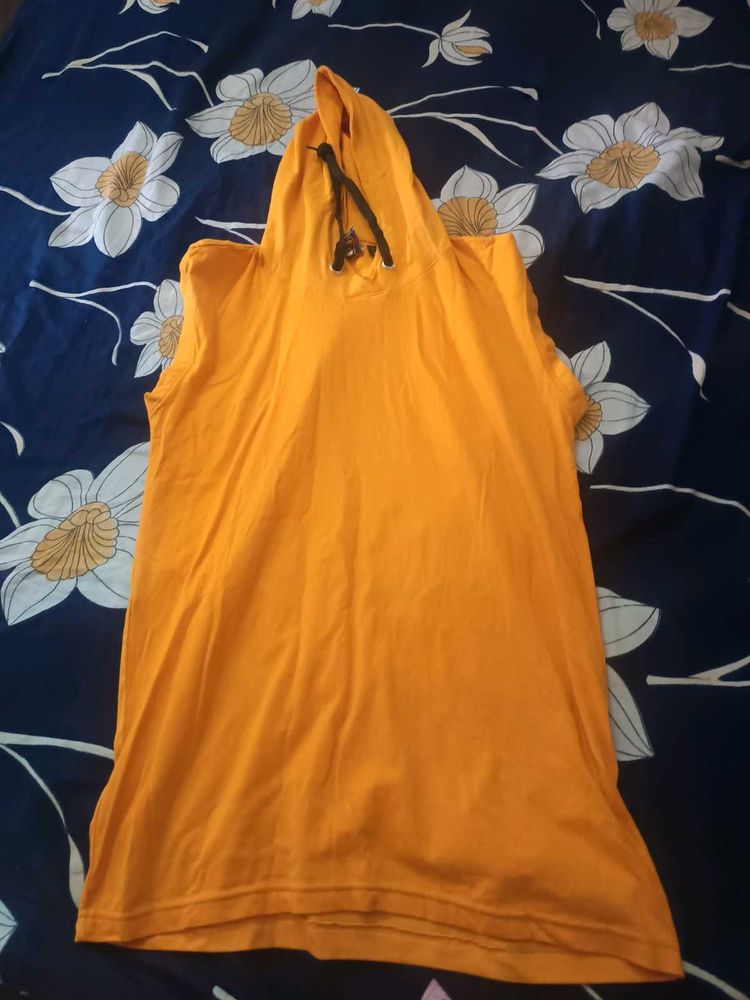 Sleeveless Orange Hoodie T-Shirt cotton