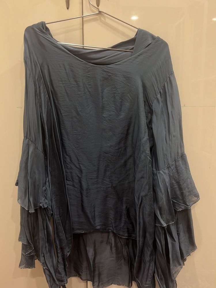 Ruffle Top
