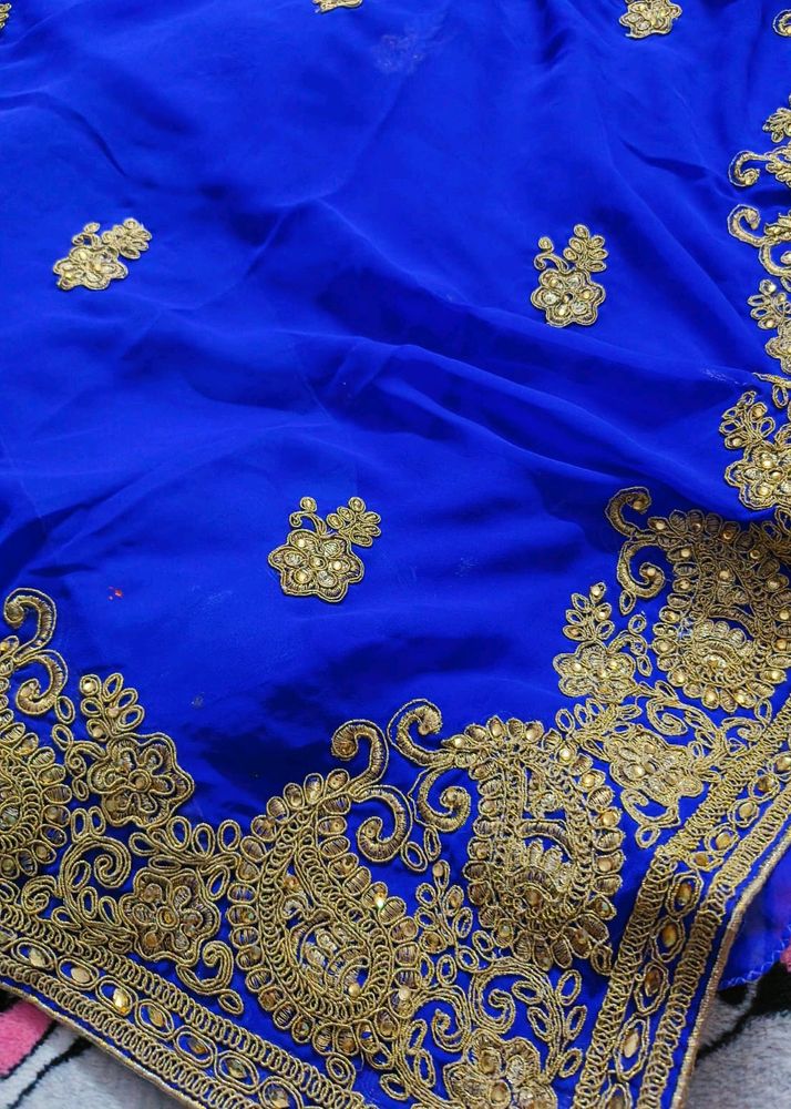 Blue Elegent Saree With Golden Zari Work