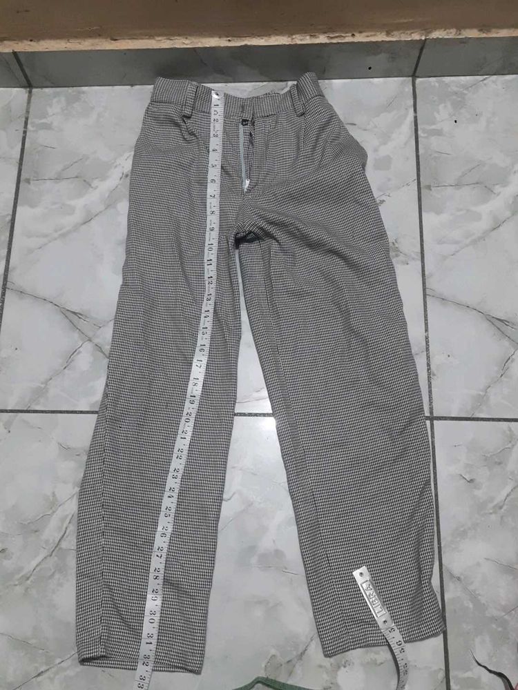 Houndstooth Pattern Pants