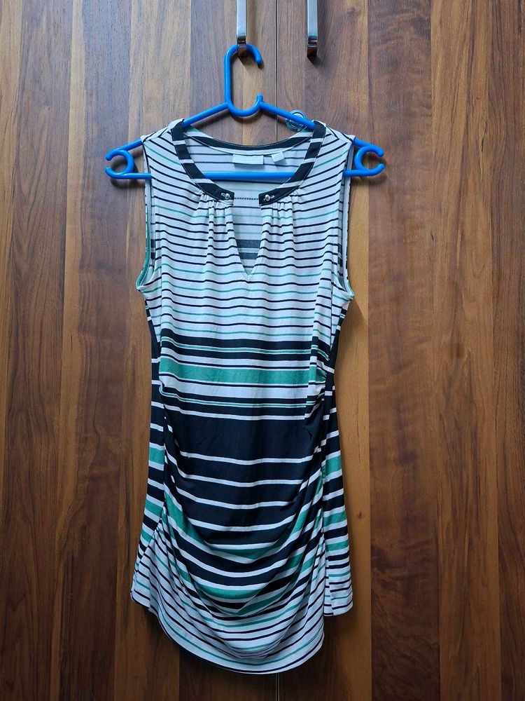 Striped Sleeveless V-Neck Top