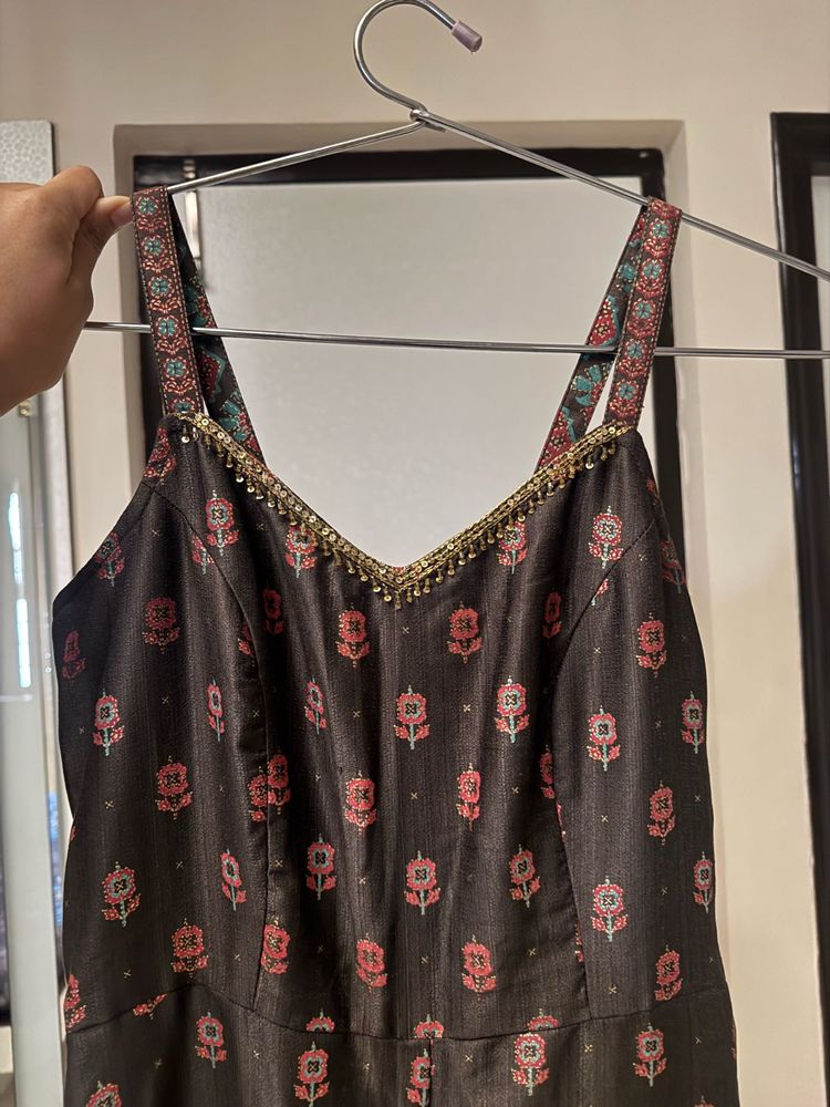 Elegant Ethnic Gown with Embellished Neckline