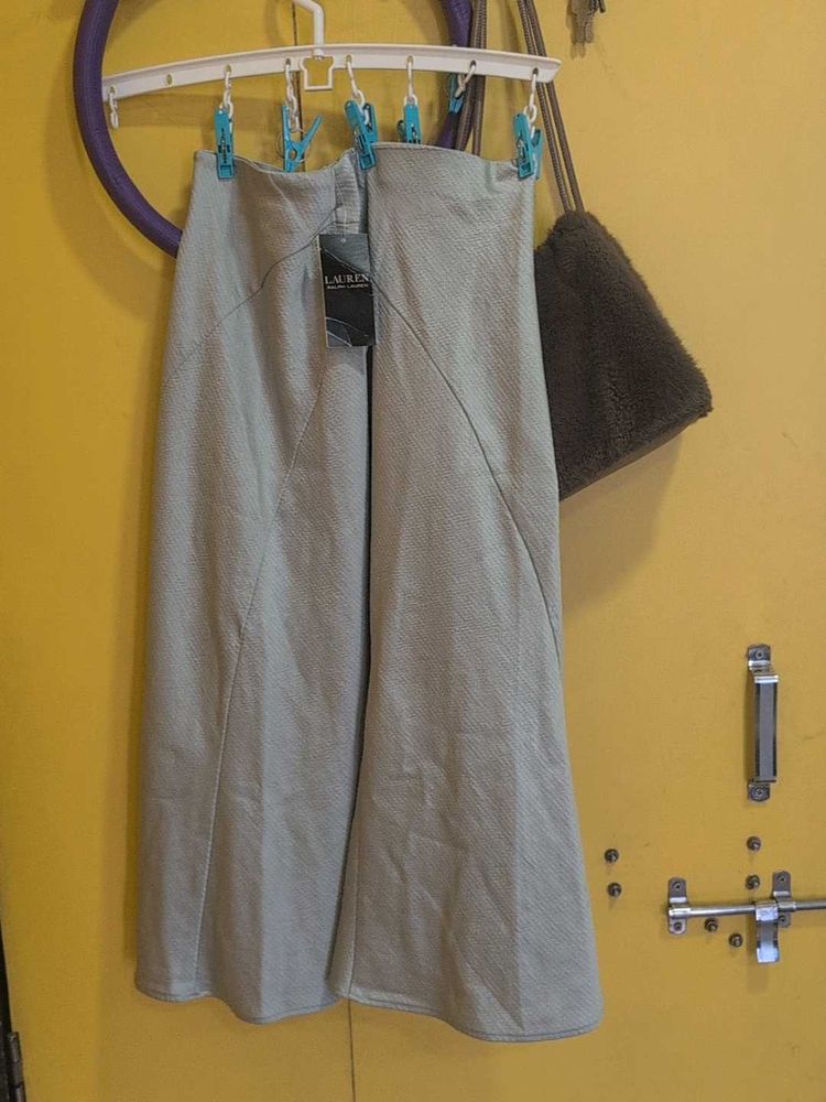 sea green skirt