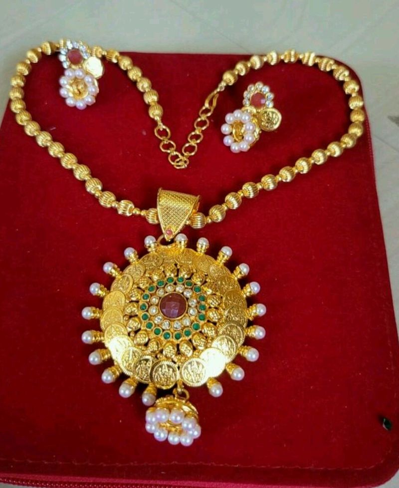Coin Pendant, Chain &amp; Earrings