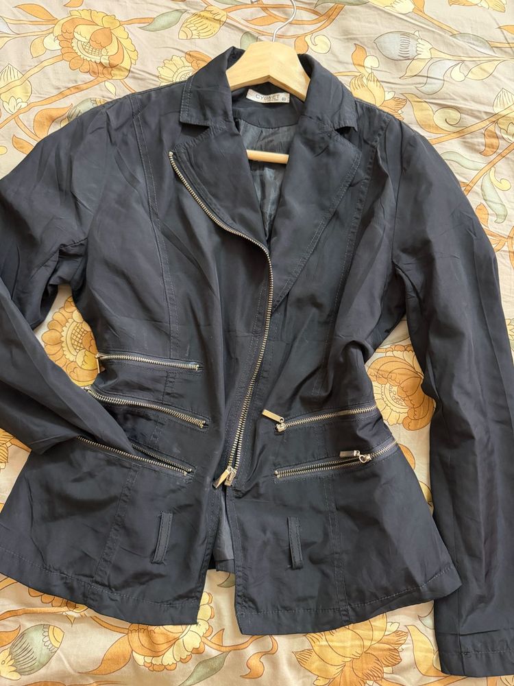 Stylish formal office-wear jacket