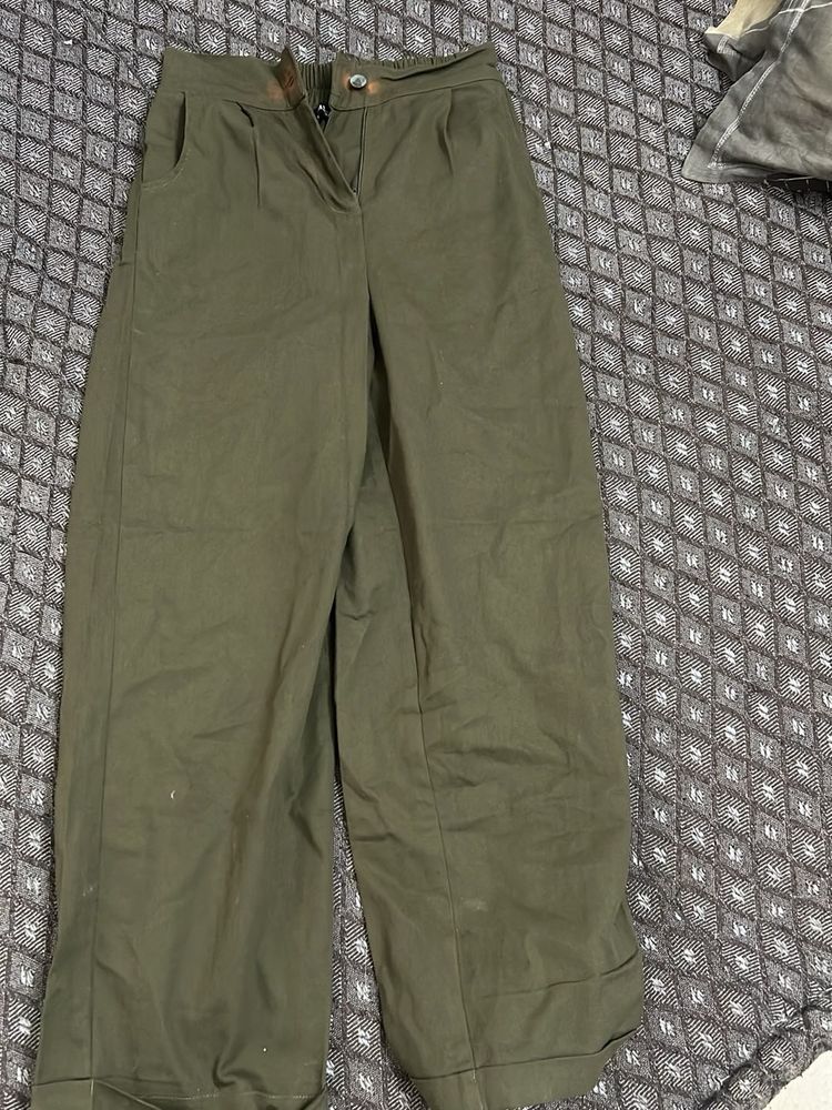 Stylish Olive Green Wide-Leg Trousers