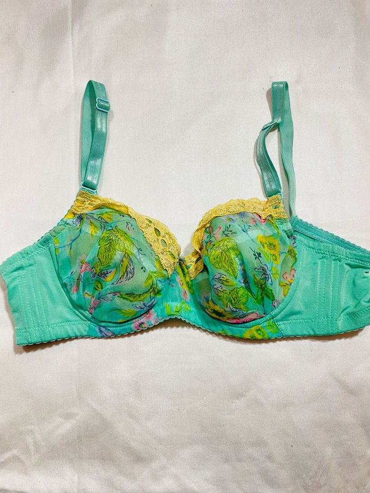 Floral Lace Bra - Unique Design