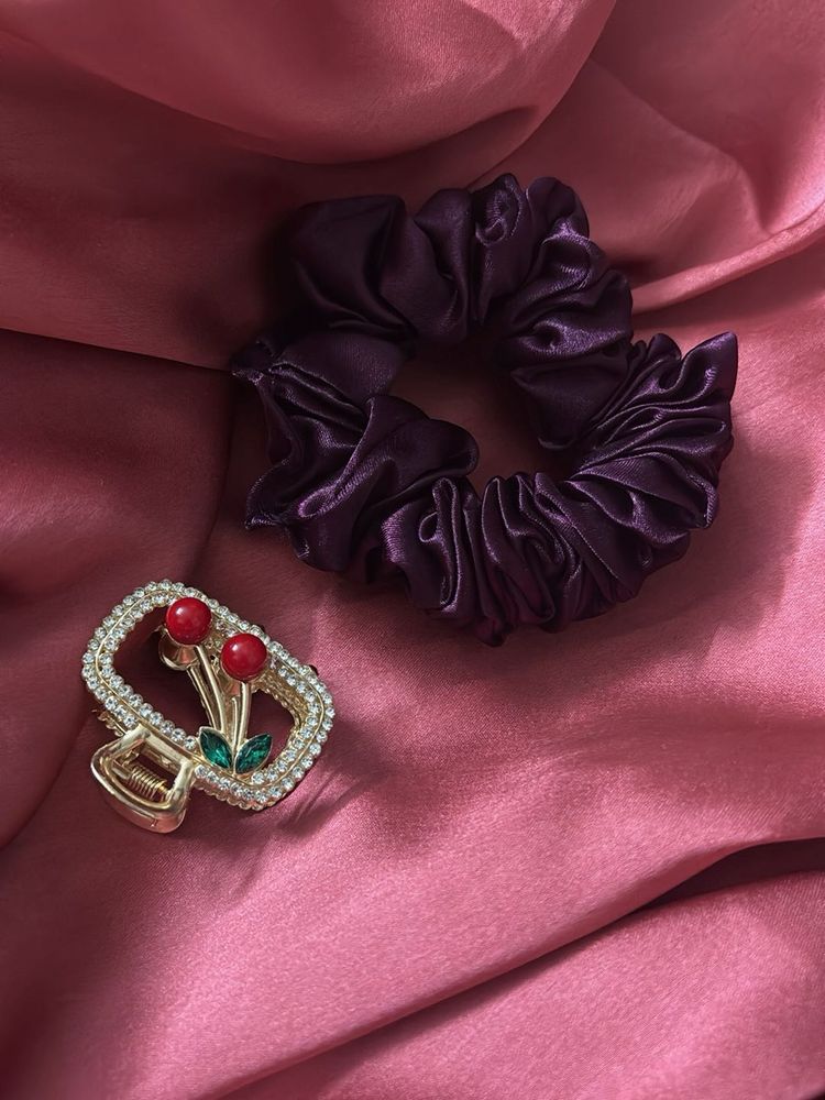 Clutcher and Scrunchie