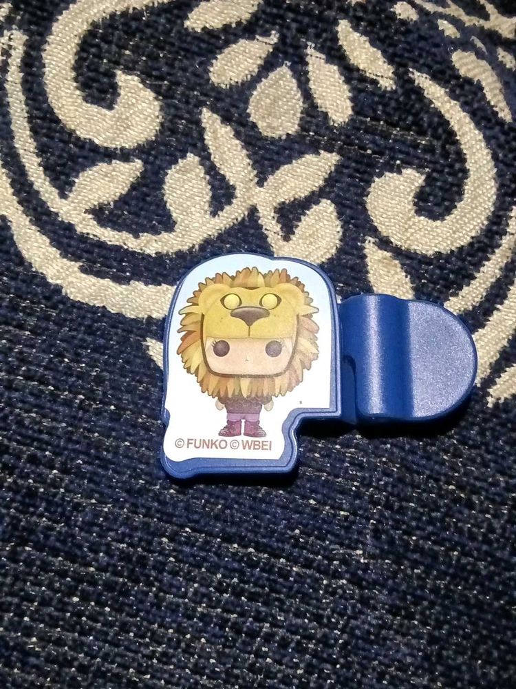 Funko Lion King Clip-On Accessory with manual