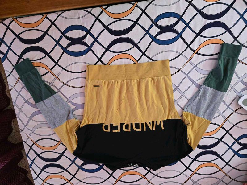 Colorblock Long Sleeve Top