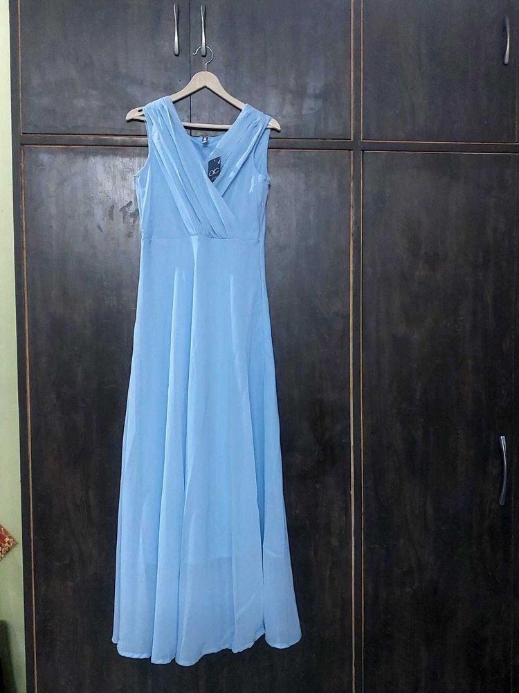 Elegant Light Blue Maxi Dress