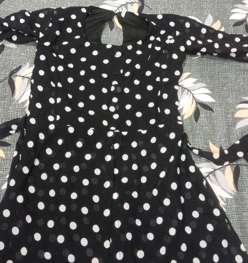 Chic Black Polka Dot Dress