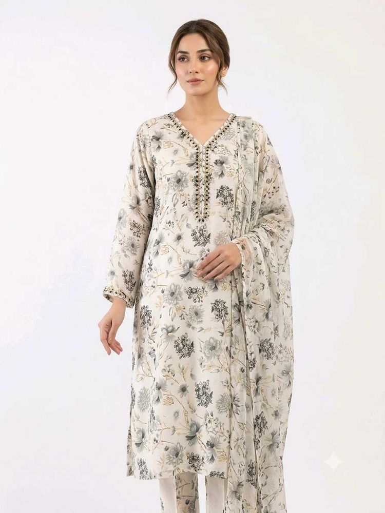 Elegant Floral Kurta Set with Dupatta
