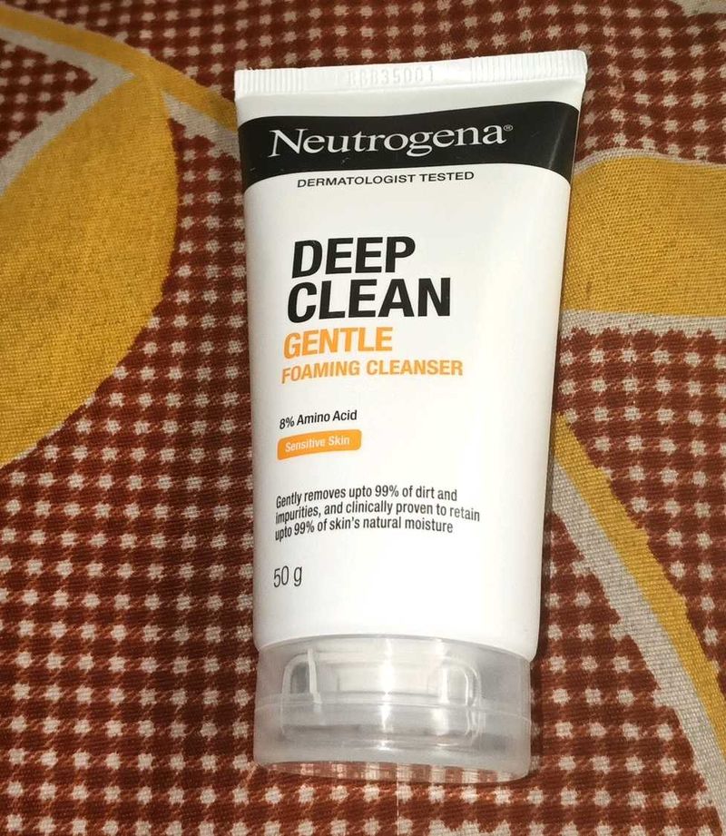 Neutrogena Deep Clean Gentle Foaming Cleanser