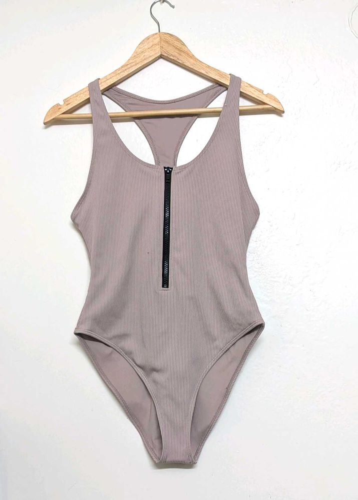 Ribbed Zipper One-Piece Swimsuit