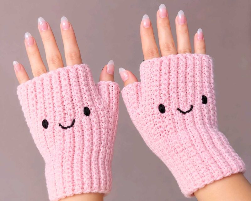 Cute Pink Smiley Face Fingerless Gloves