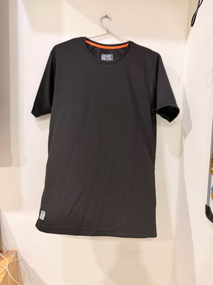 Men's Black Basic T-Shirt