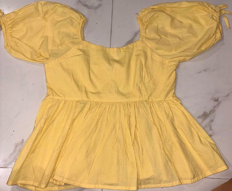 Chic Yellow Puff Sleeve Peplum Top